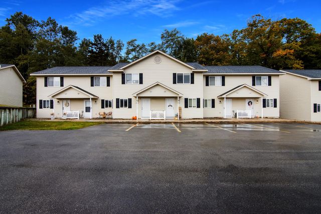 3799 Vale Drive, East Bay Twp, MI 49686