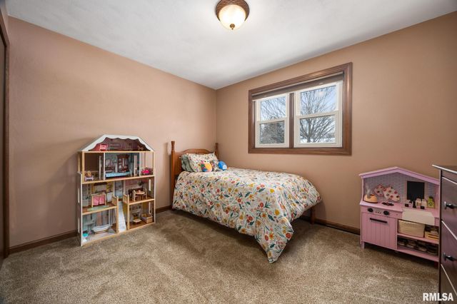 334 PINECREST Drive, Germantown Hills, IL 61548