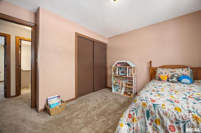 334 PINECREST Drive, Germantown Hills, IL 61548