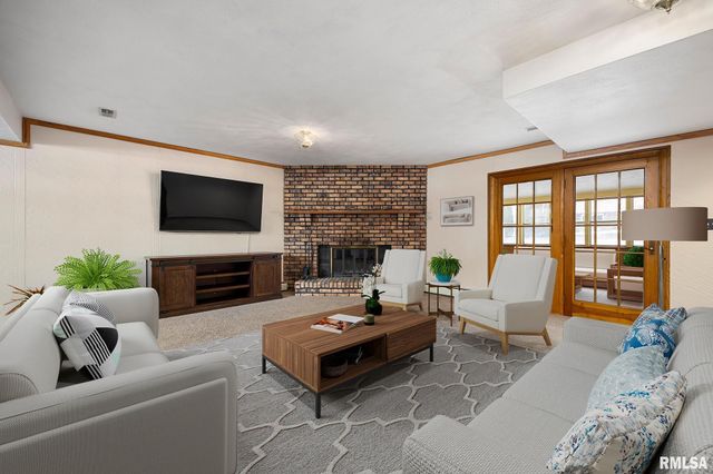 334 PINECREST Drive, Germantown Hills, IL 61548