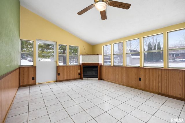 334 PINECREST Drive, Germantown Hills, IL 61548