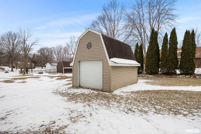 334 PINECREST Drive, Germantown Hills, IL 61548