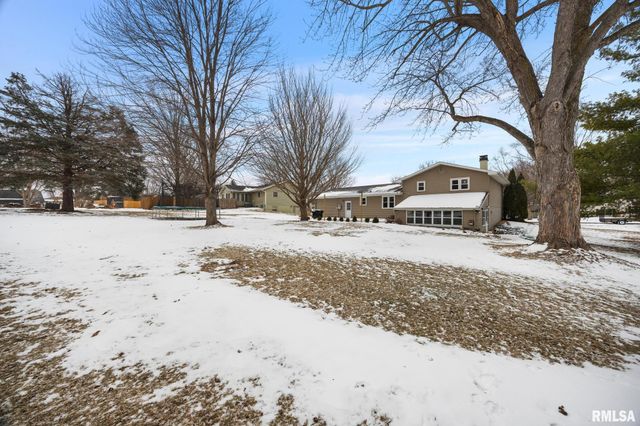 334 PINECREST Drive, Germantown Hills, IL 61548
