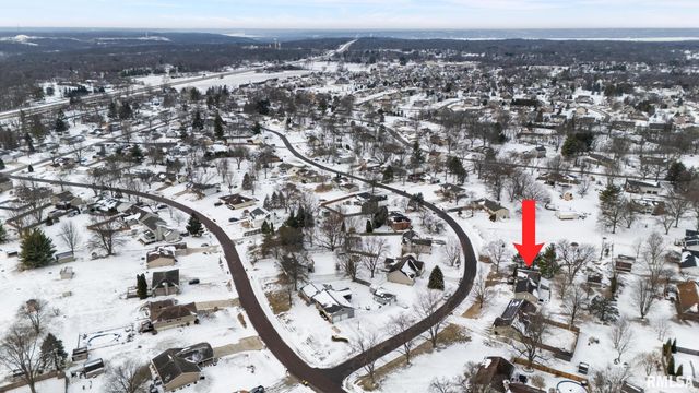 334 PINECREST Drive, Germantown Hills, IL 61548