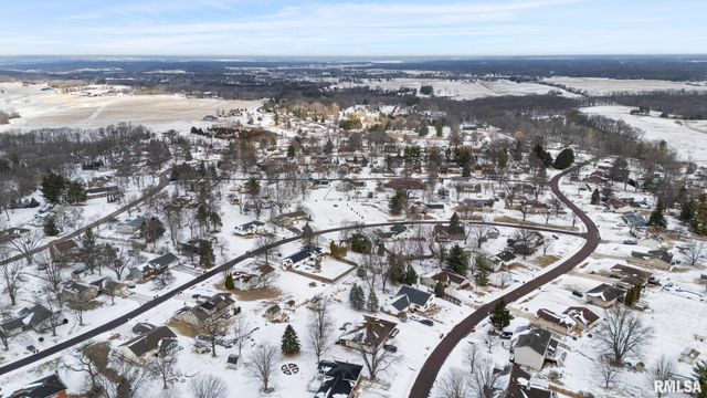 334 PINECREST Drive, Germantown Hills, IL 61548