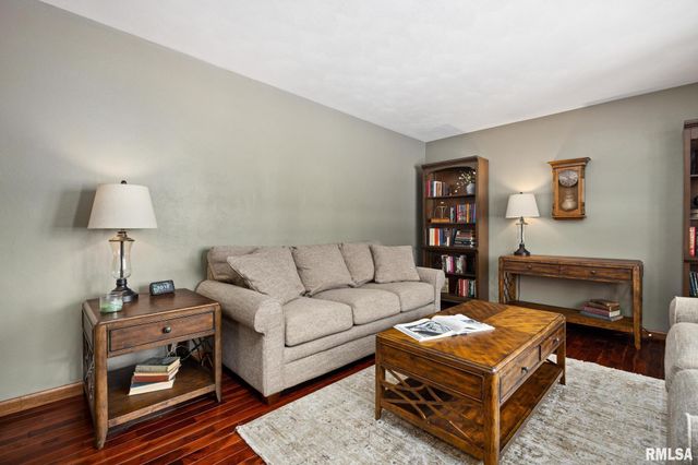 334 PINECREST Drive, Germantown Hills, IL 61548