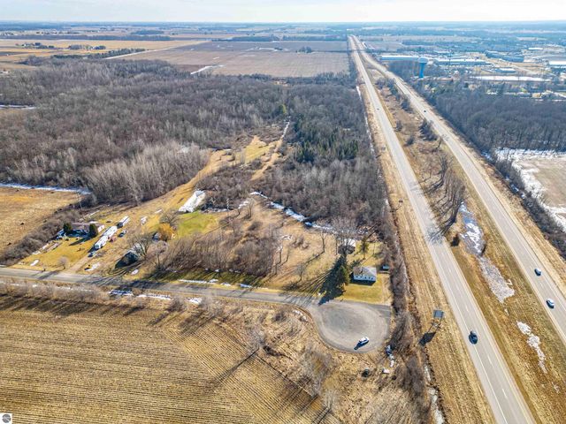 5510 E Remus Road, Mt Pleasant, MI 48858