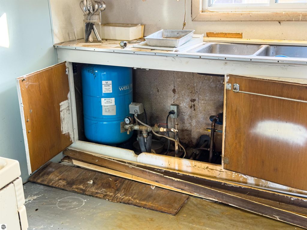 Image 53 of property listing at 5510 E Remus Road, Mt Pleasant, MI 48858