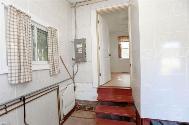 768 Mayfield AVE, Norfolk, VA 23518
