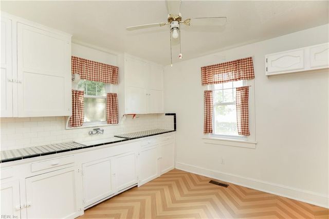 768 Mayfield AVE, Norfolk, VA 23518
