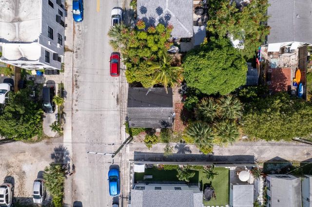 612 3rd Avenue S, Lake Worth Beach, FL 33460