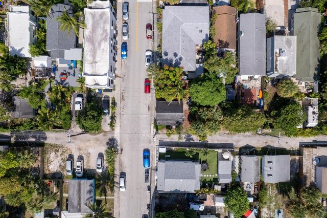 612 3rd Avenue S, Lake Worth Beach, FL 33460