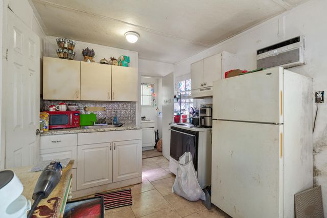 612 3rd Avenue S, Lake Worth Beach, FL 33460