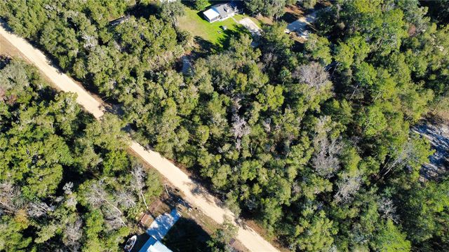 110 LEEWARD ROAD, Satsuma, FL 32189