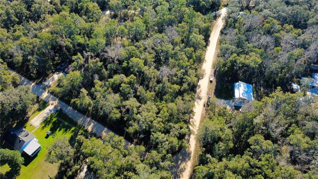 110 LEEWARD ROAD, Satsuma, FL 32189