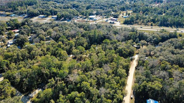 110 LEEWARD ROAD, Satsuma, FL 32189