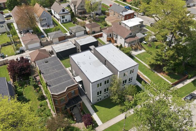 1310 Kenilworth Avenue, Berwyn, IL 60402