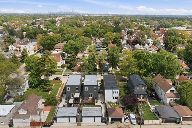 1310 Kenilworth Avenue, Berwyn, IL 60402