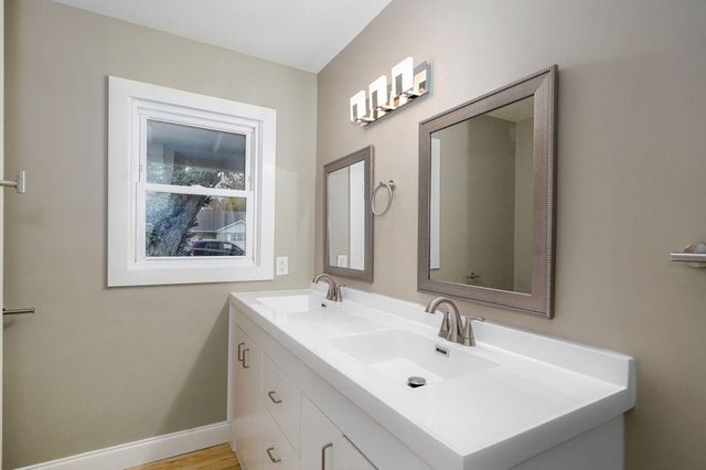 2329 S Clay Avenue, Springfield, MO 65807