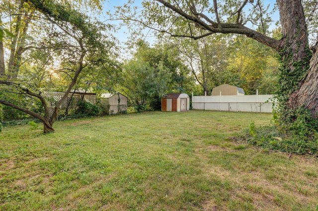 2329 S Clay Avenue, Springfield, MO 65807