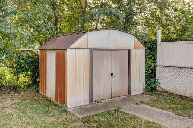 2329 S Clay Avenue, Springfield, MO 65807