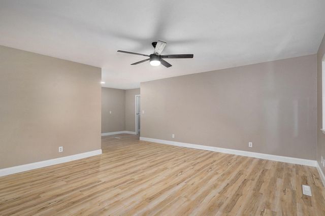 2329 S Clay Avenue, Springfield, MO 65807