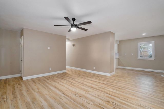 2329 S Clay Avenue, Springfield, MO 65807