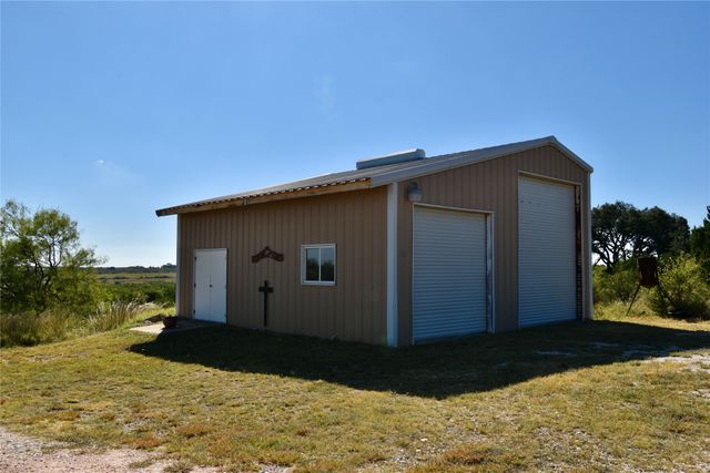 159 Private Road 939, Brady, TX 76825