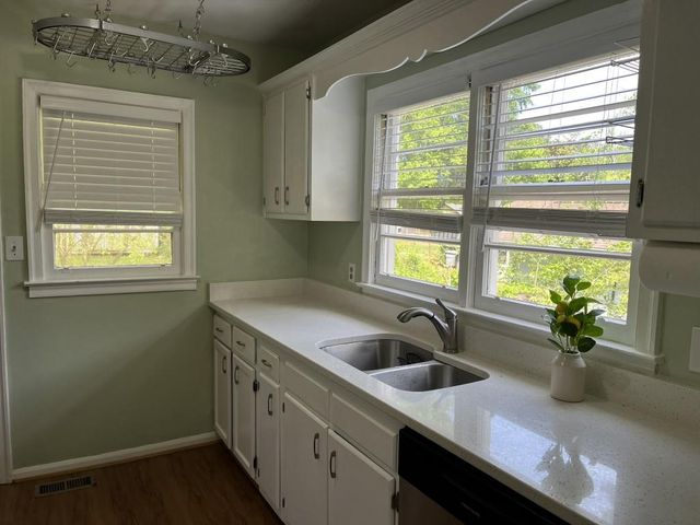 549 Alpine Way, Marietta, GA 30062