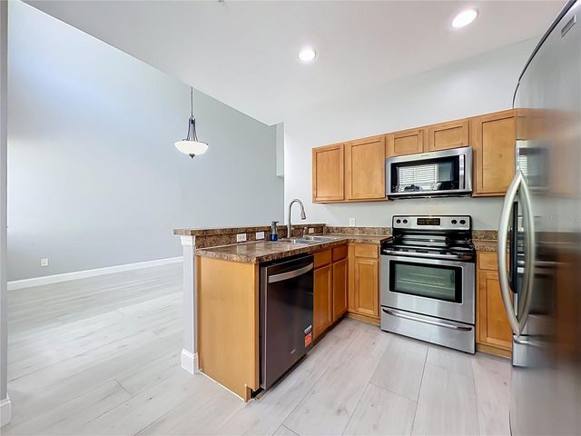 10157 RIDGEBLOOM AVENUE, Orlando, FL 32829