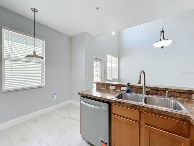 10157 RIDGEBLOOM AVENUE, Orlando, FL 32829