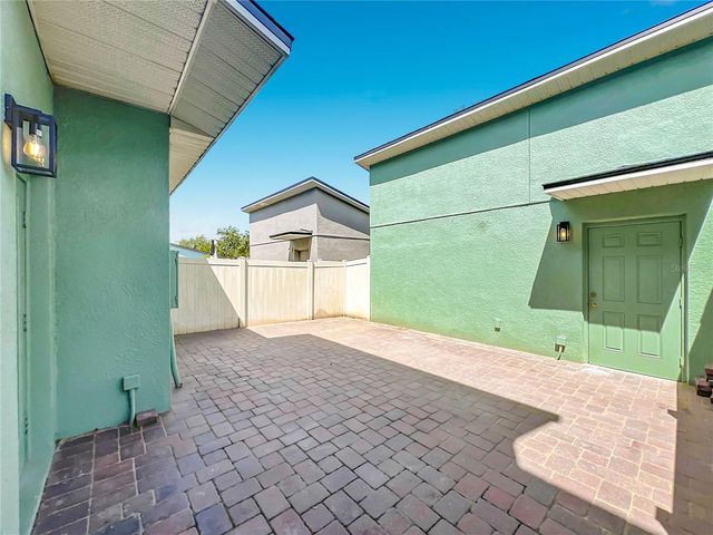 10157 RIDGEBLOOM AVENUE, Orlando, FL 32829