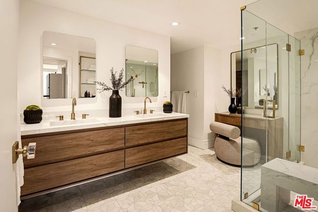 10660 Wilshire Boulevard 1208, Los Angeles, CA 90024