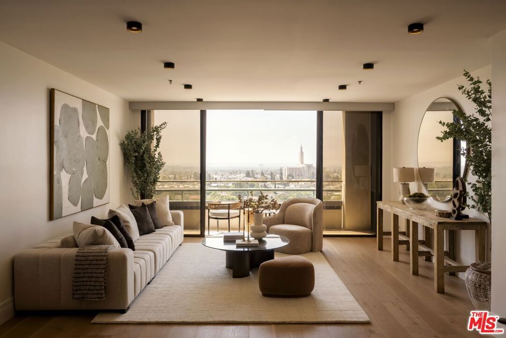 Image 1 of property listing at 10660 Wilshire Boulevard 1208, Los Angeles, CA 90024