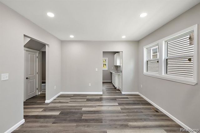 15875 Holmur Street, Detroit, MI 48238