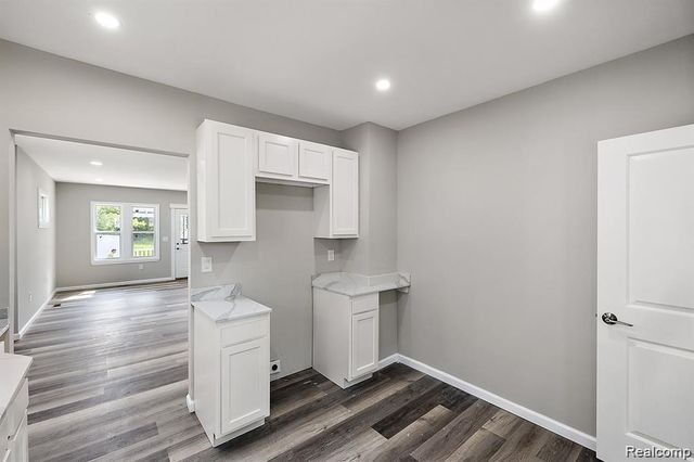 15875 Holmur Street, Detroit, MI 48238