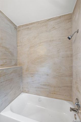 15875 Holmur Street, Detroit, MI 48238