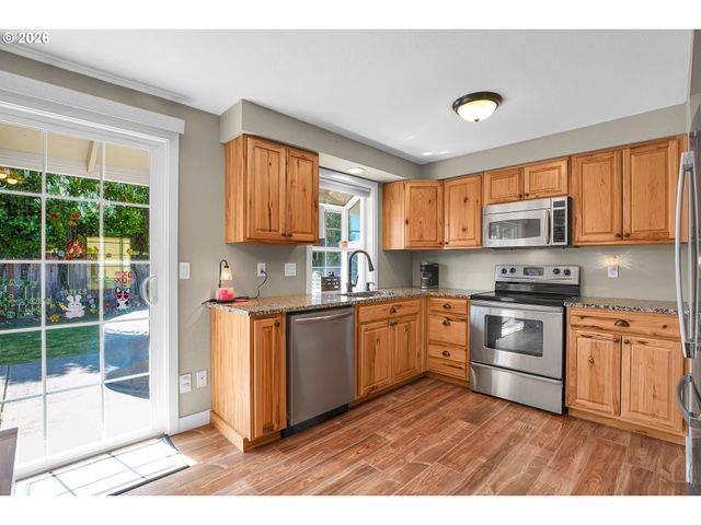 1334 Ne 22ND St, Gresham, OR 97030