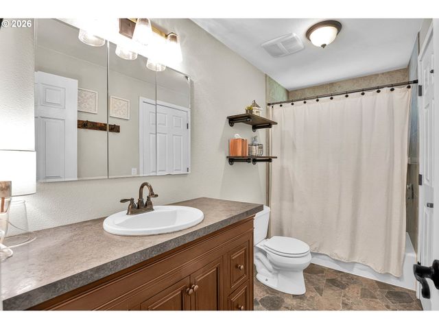 1334 Ne 22ND St, Gresham, OR 97030