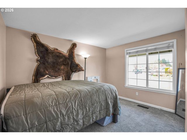 1334 Ne 22ND St, Gresham, OR 97030