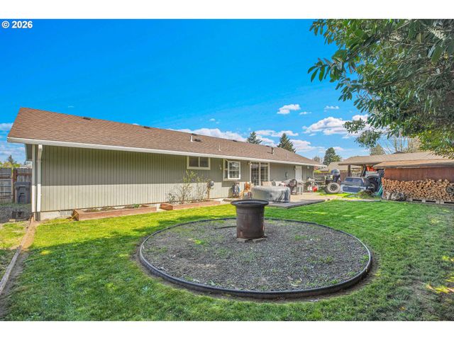 1334 Ne 22ND St, Gresham, OR 97030