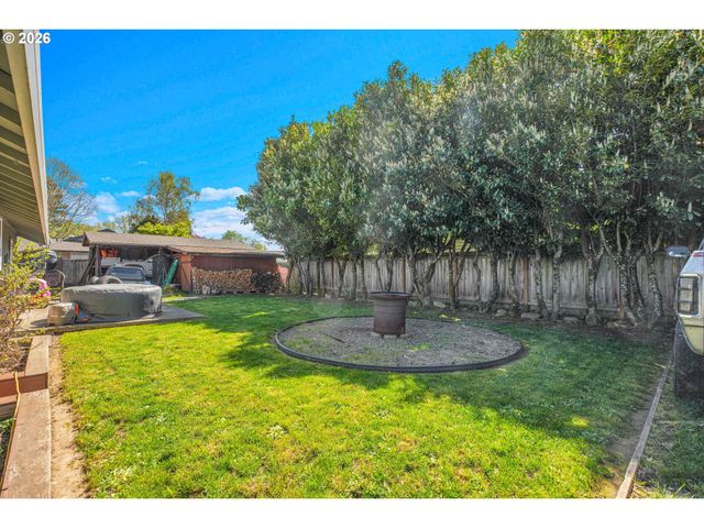 1334 Ne 22ND St, Gresham, OR 97030