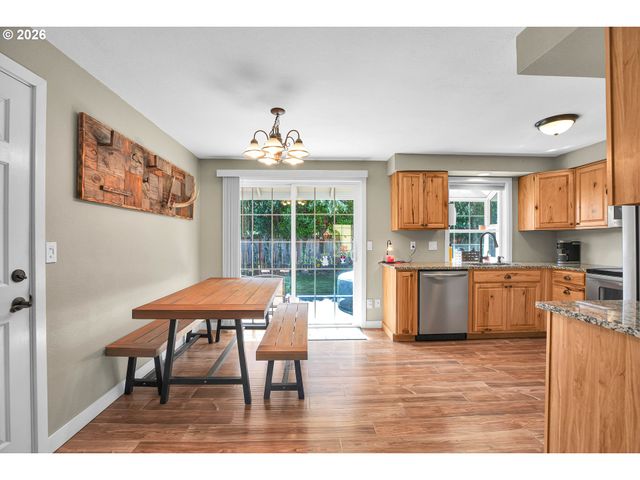 1334 Ne 22ND St, Gresham, OR 97030