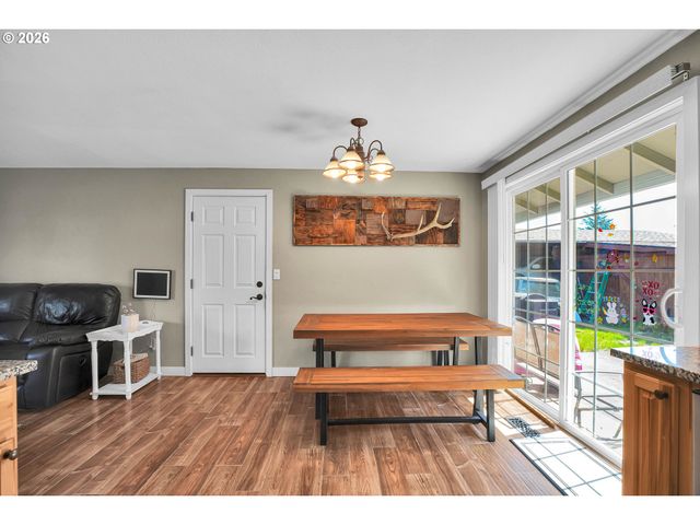 1334 Ne 22ND St, Gresham, OR 97030