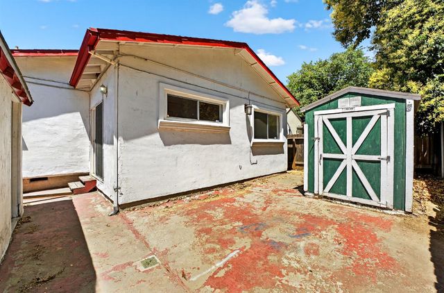 3459 37th St, Sacramento, CA 95817