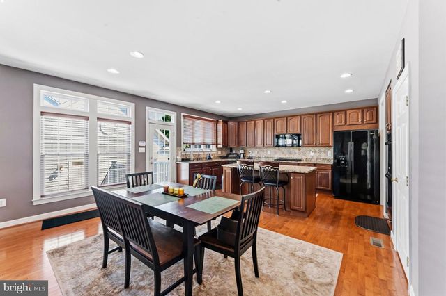 5520 ADAMSTOWN COMMONS DR, Adamstown, MD 21710