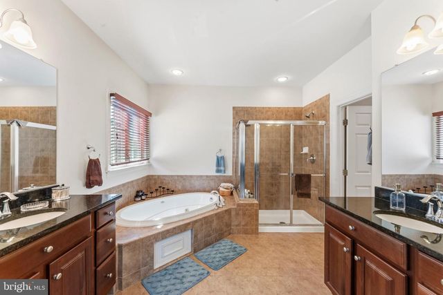 5520 ADAMSTOWN COMMONS DR, Adamstown, MD 21710