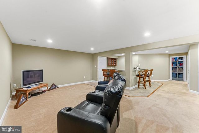 5520 ADAMSTOWN COMMONS DR, Adamstown, MD 21710