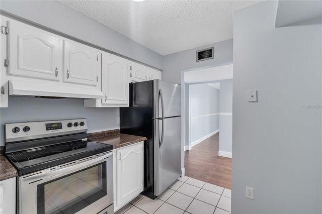 542 ORANGE DRIVE 26, Altamonte Springs, FL 32701