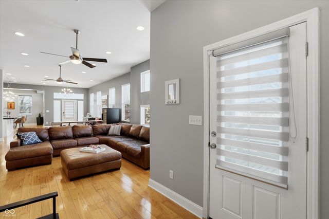 902 Woodlawn Avenue, Indianapolis, IN 46203